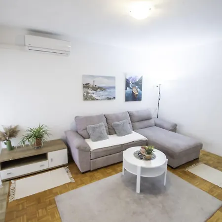 Appartamento M&s Apartman *