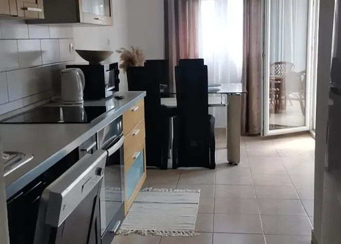 M&s Apartman Appartement